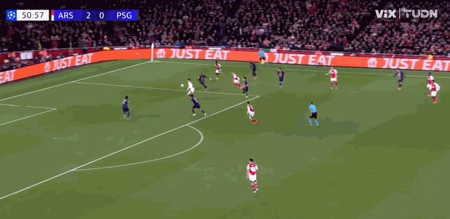 1727819779535013693.gif 马丁内利.gif